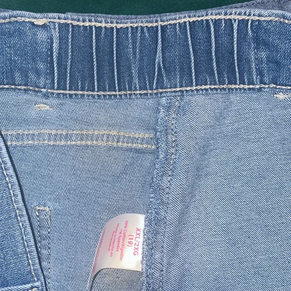 •NO BOUNDARIES•NWOT HIGH RISE DENIM FRAYED HEM SKIRT SIZE XXL NEW CONDITION